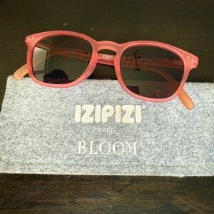 Izipizi sunglasses in 1.5+ readers